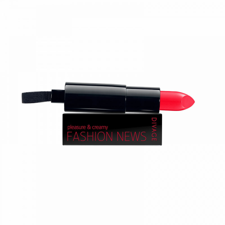 Divage Fashion News Rouge à Lèvres Nourrissant Longue Durée 03 Pure Coral