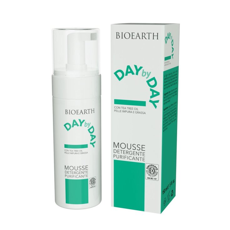 DAY by DAY Mousse Nettoyante Purifiante pour Peaux Grasses et Impures 150 ml