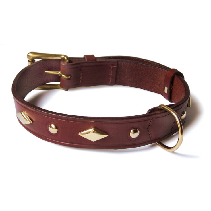 COLLIER EN CUIR SURPIQUÉ RECORD AVEC CLOUS